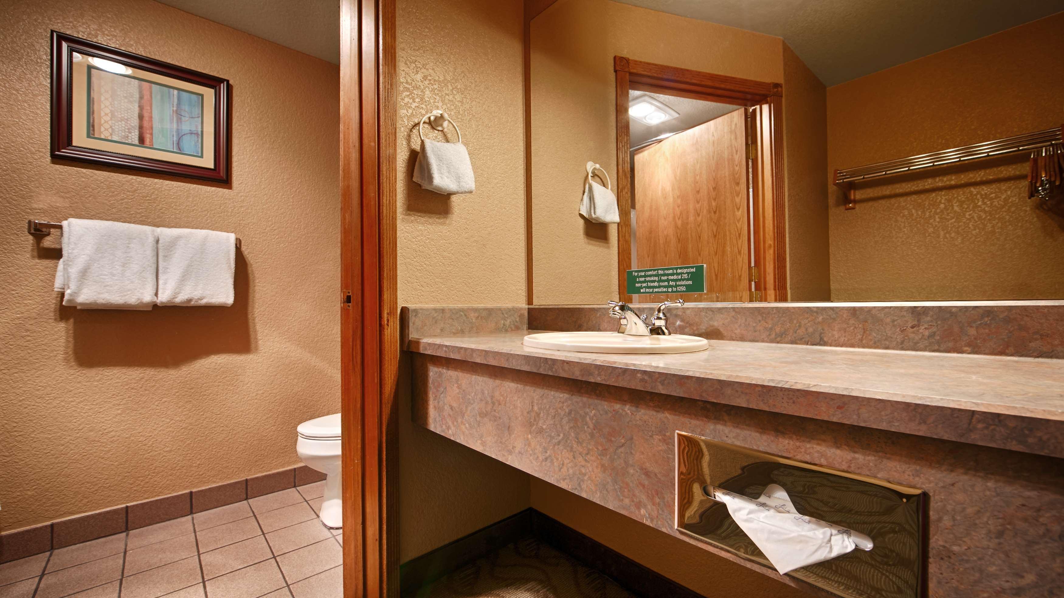 Best Western Plus Bayshore Inn Eureka Exterior foto