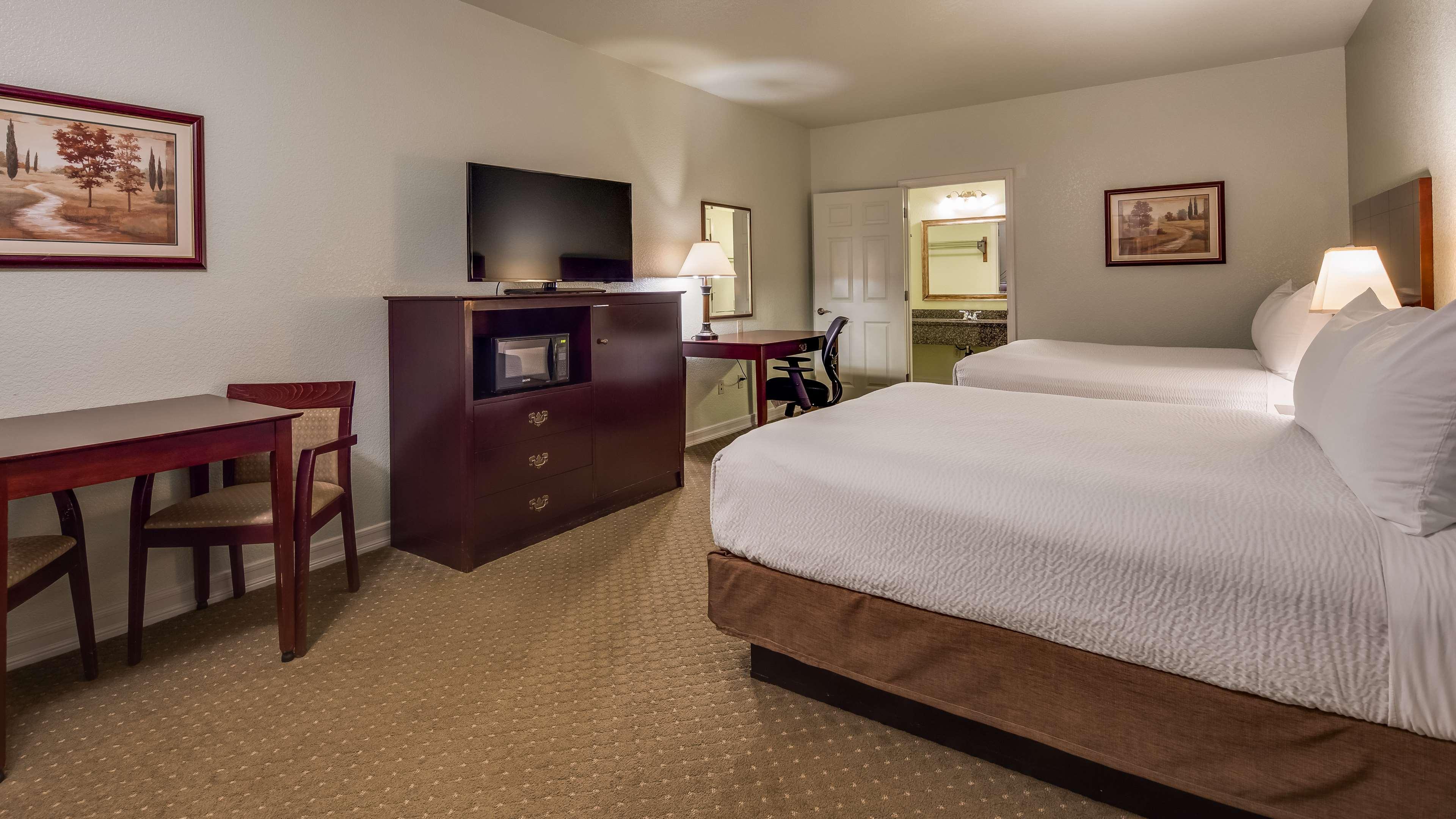 Best Western Plus Bayshore Inn Eureka Exterior foto